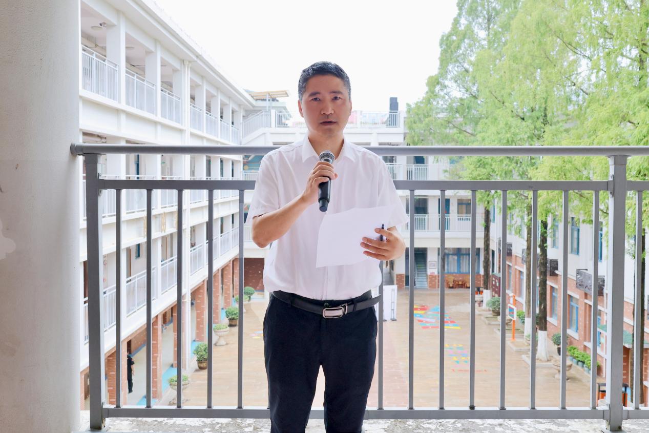 9.1开学典礼新闻稿_html_m22c54b23.jpg