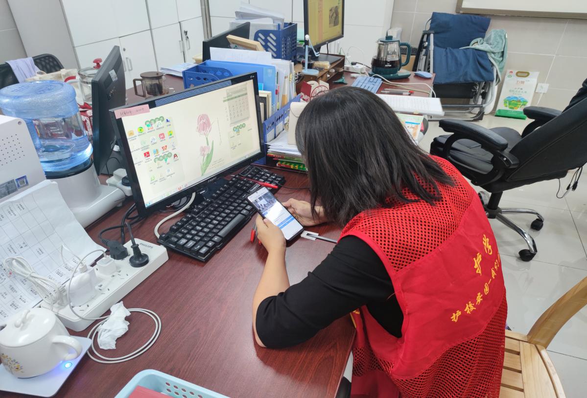 融合信息技术，开展高效课堂_html_57e312c3.jpg