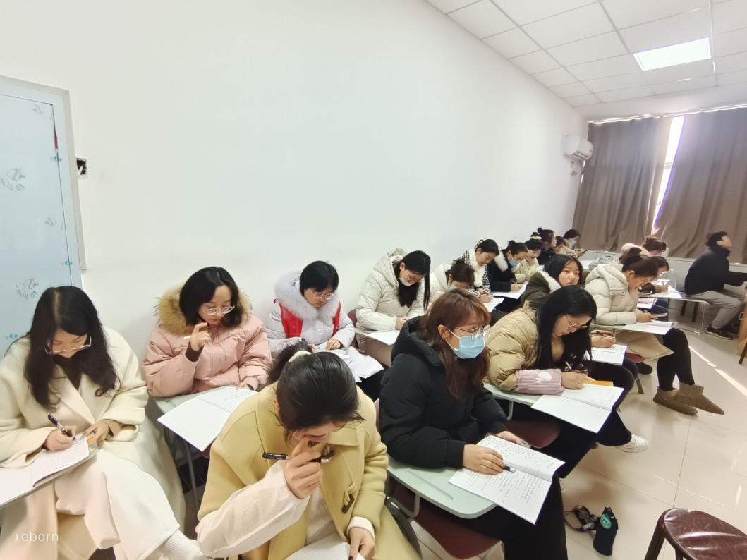 “研”语绽芳华，聚力共成长_html_ef178a3.jpg