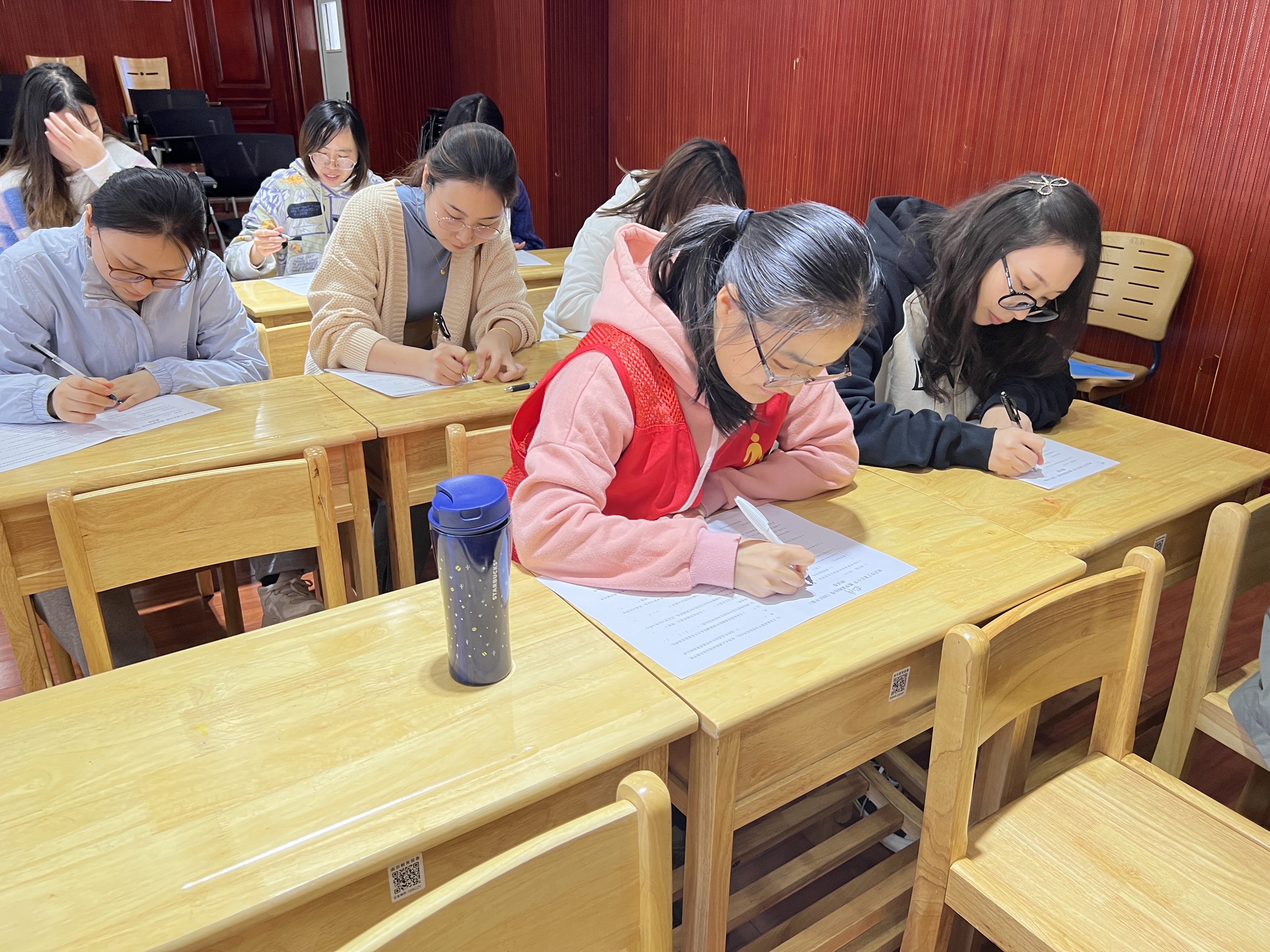 数学新课标考核竞赛报道_html_858a445.jpg