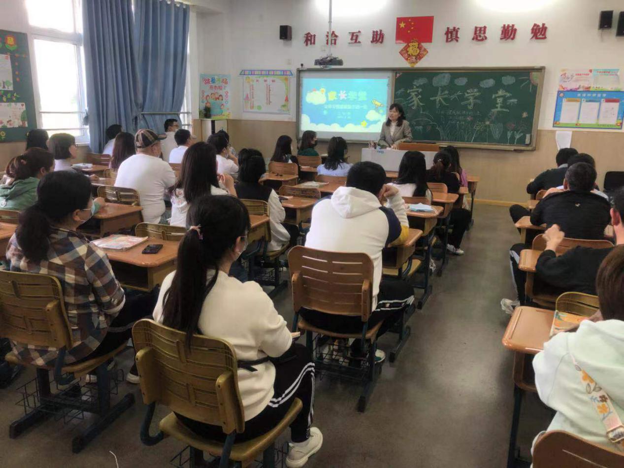 用心陪伴，静待花开_html_f960467.jpg