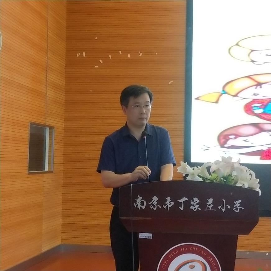 新生家长会报道_html_28679594.jpg