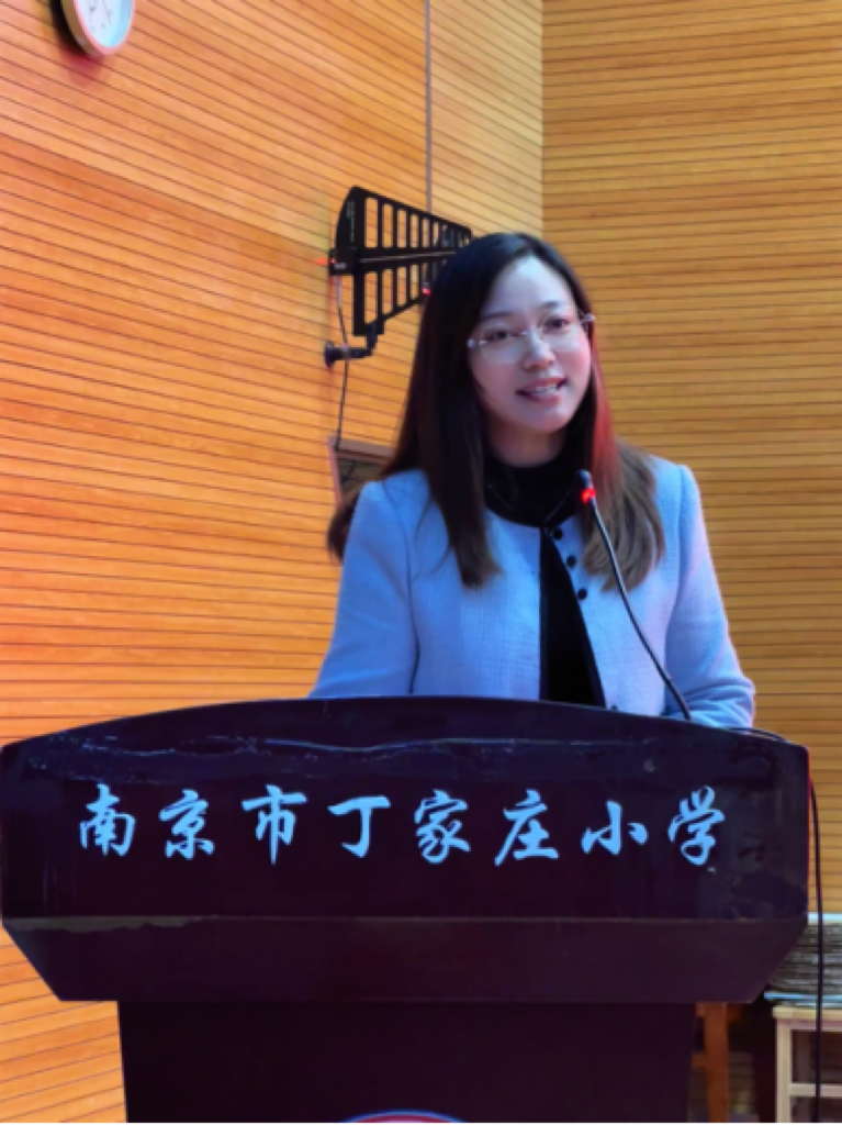 陶主任荣休_html_m732adde4.png
