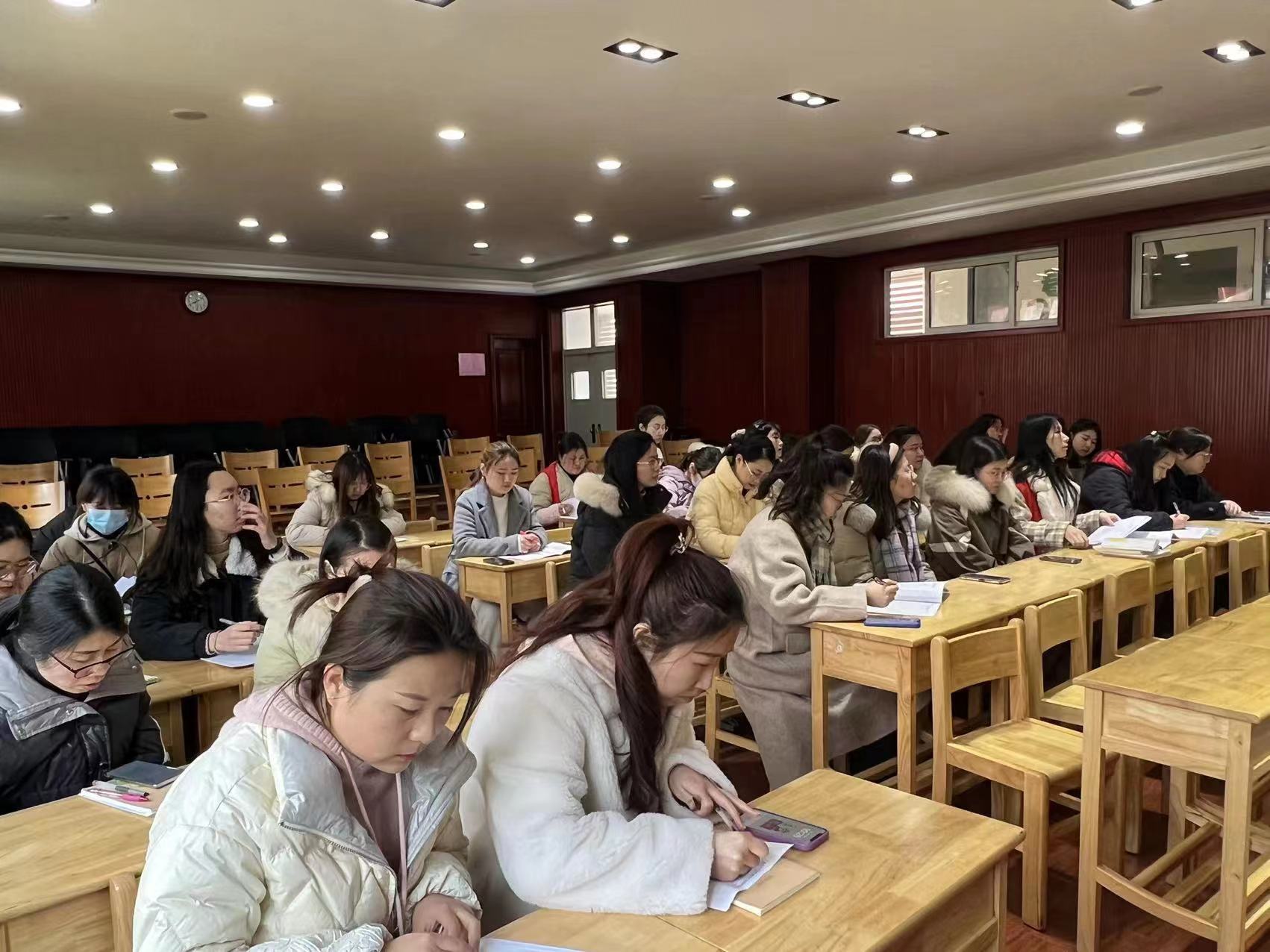 报道_html_422fe92a.jpg