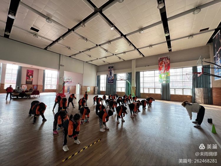 赛课报道_html_763d204a.jpg
