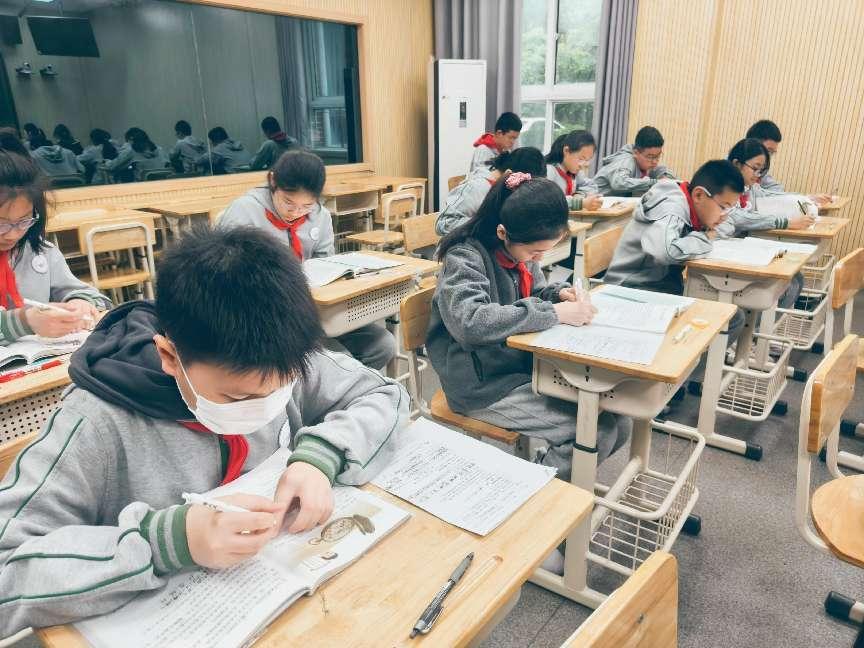 新建 DOCX 文档_html_m4f521d11.jpg