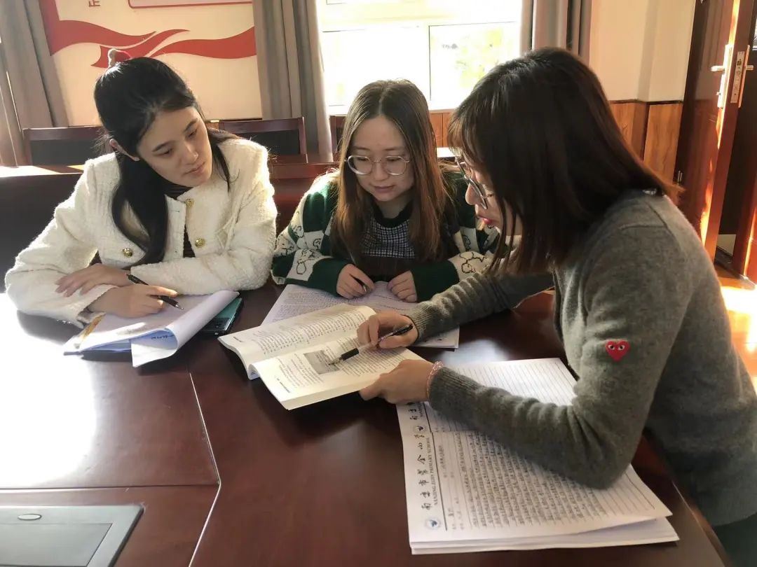 《书院紫金》聚焦学科核心素养，合理组织课程内容——综合组校本研修系列活动（三）