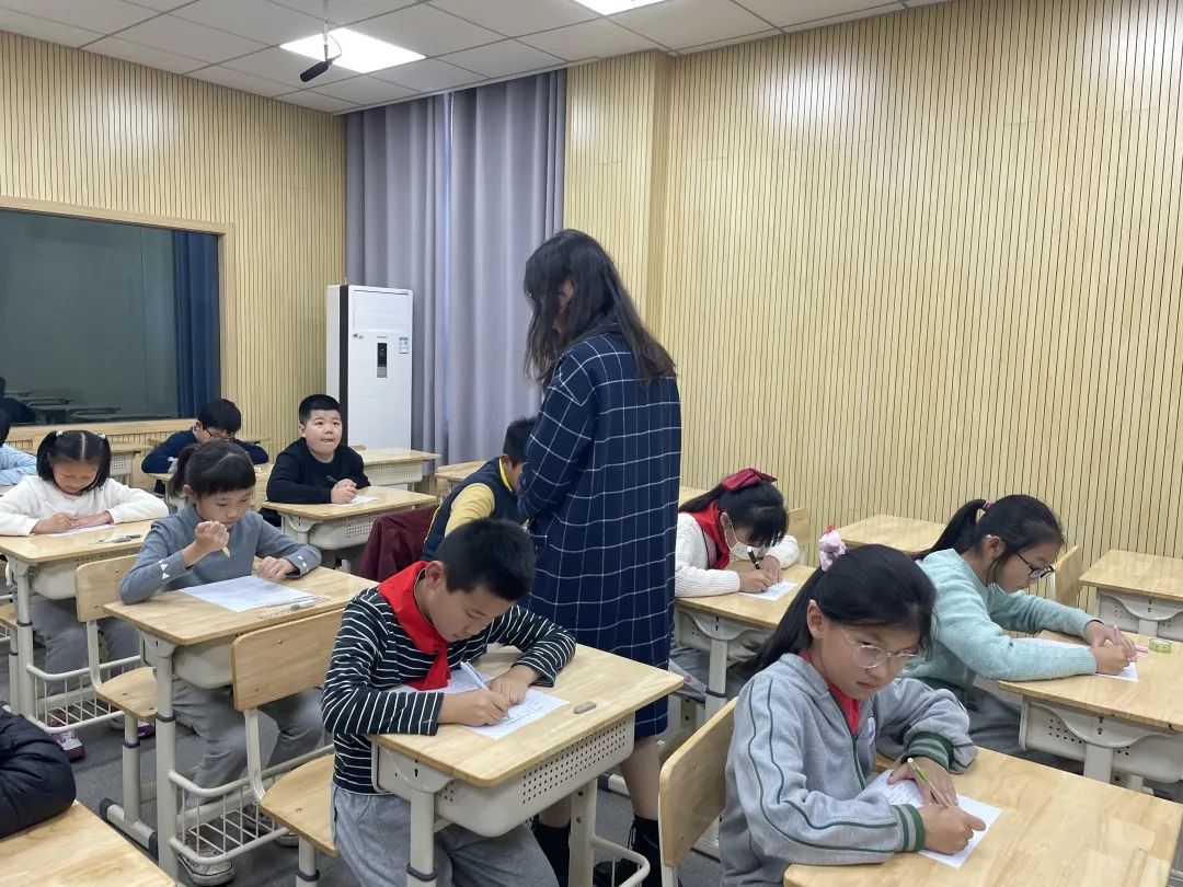 12.1每个汉字都是角_html_m6671f209.jpg