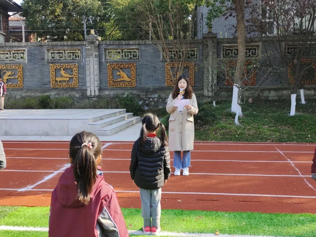 【书院紫金】言谈之礼，待人有节 ——记紫金小学国旗下讲话
