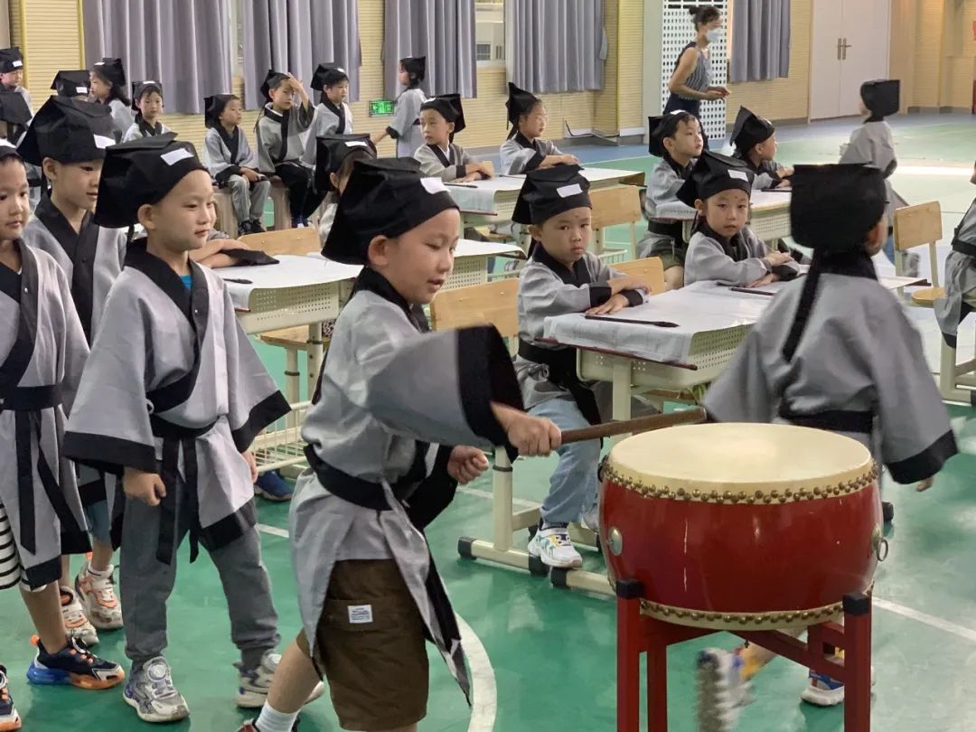 新生入学仪式_html_57a9b9e4.jpg