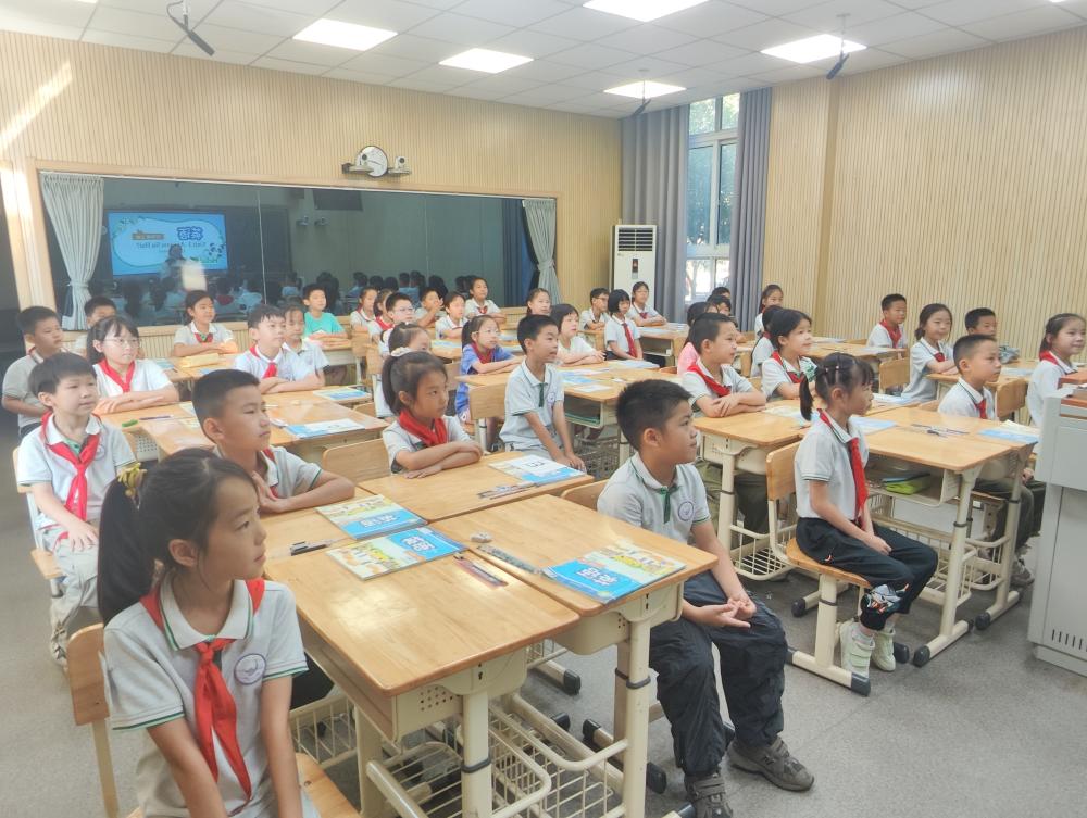 【书院紫金】夯基固本“1”为先，拓展交际“X”致远——紫金小学英语教研组校本研修系列活动（二）