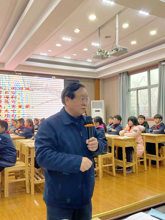 2021.3.1新学期语文教学工作会议报道_html_4ad0f4a5.png