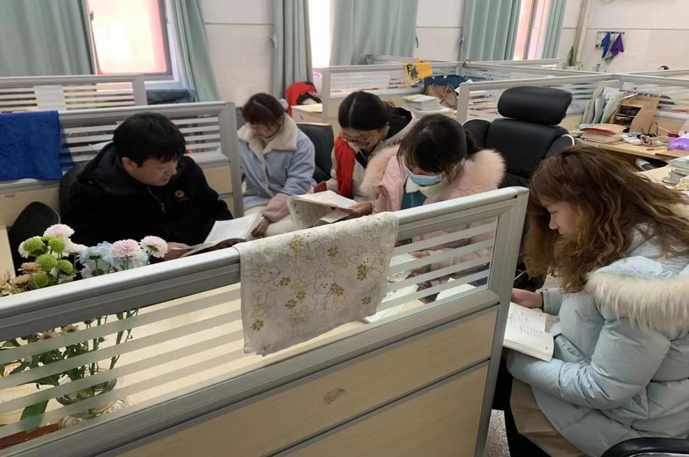 12.30数学集体备课报道_html_39a08ff9.jpg