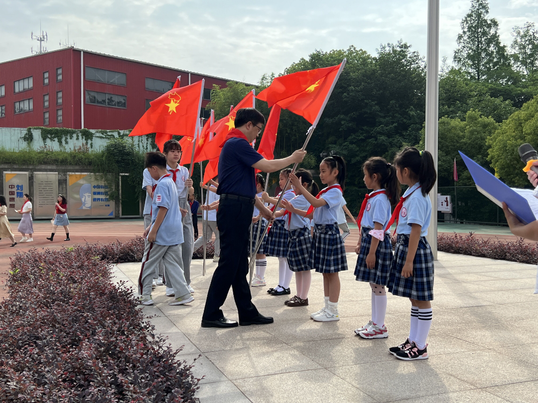图片12.png 图片12.png