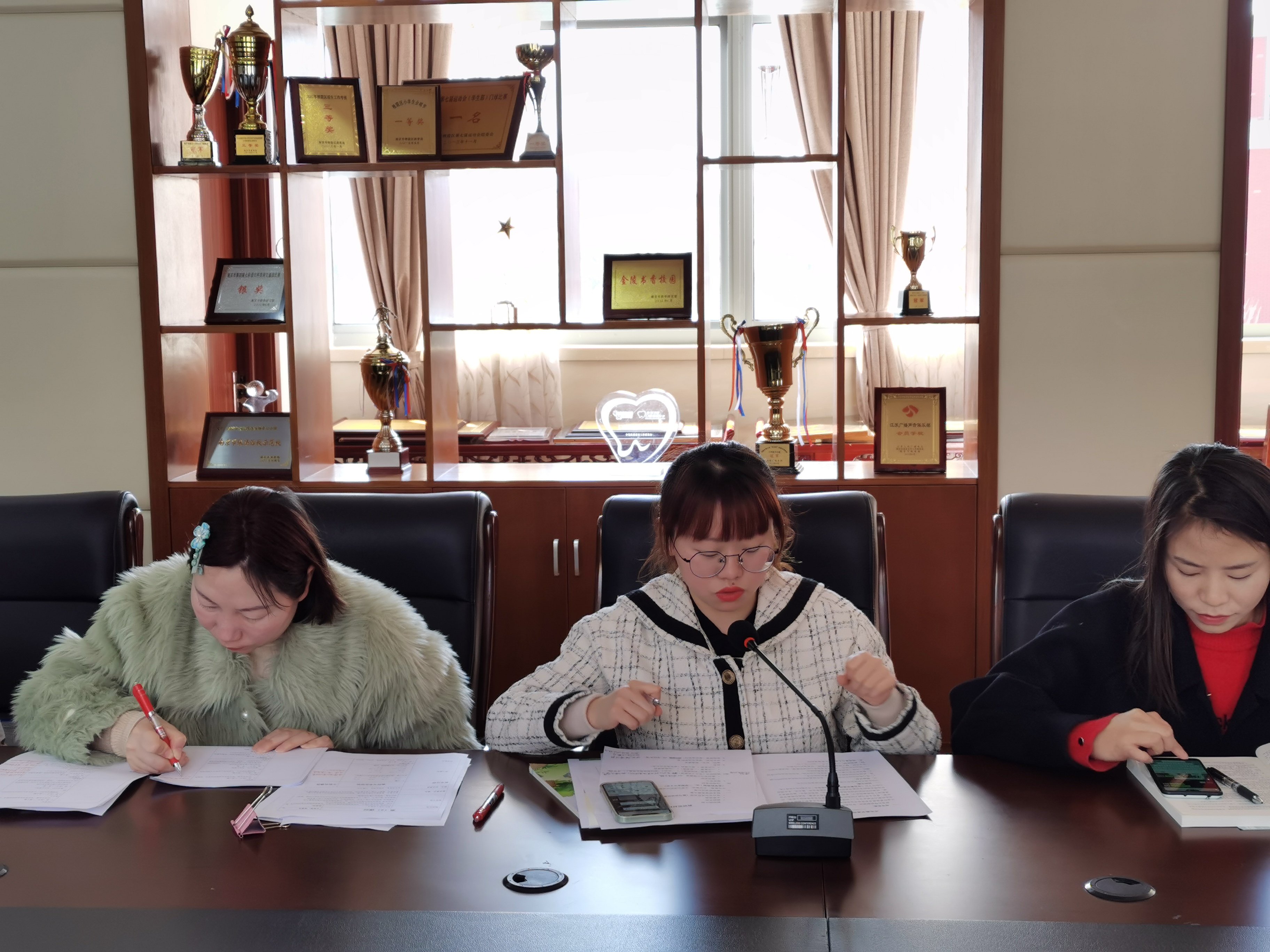 2021.2.20集体备课报道_html_7f4c4e7e.jpg