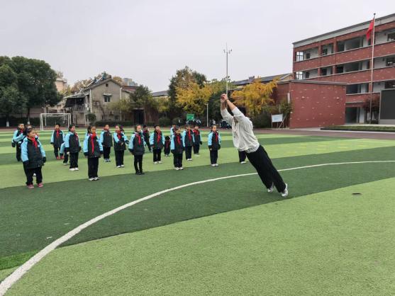 体育组报道12.3_html_3b097b74.jpg