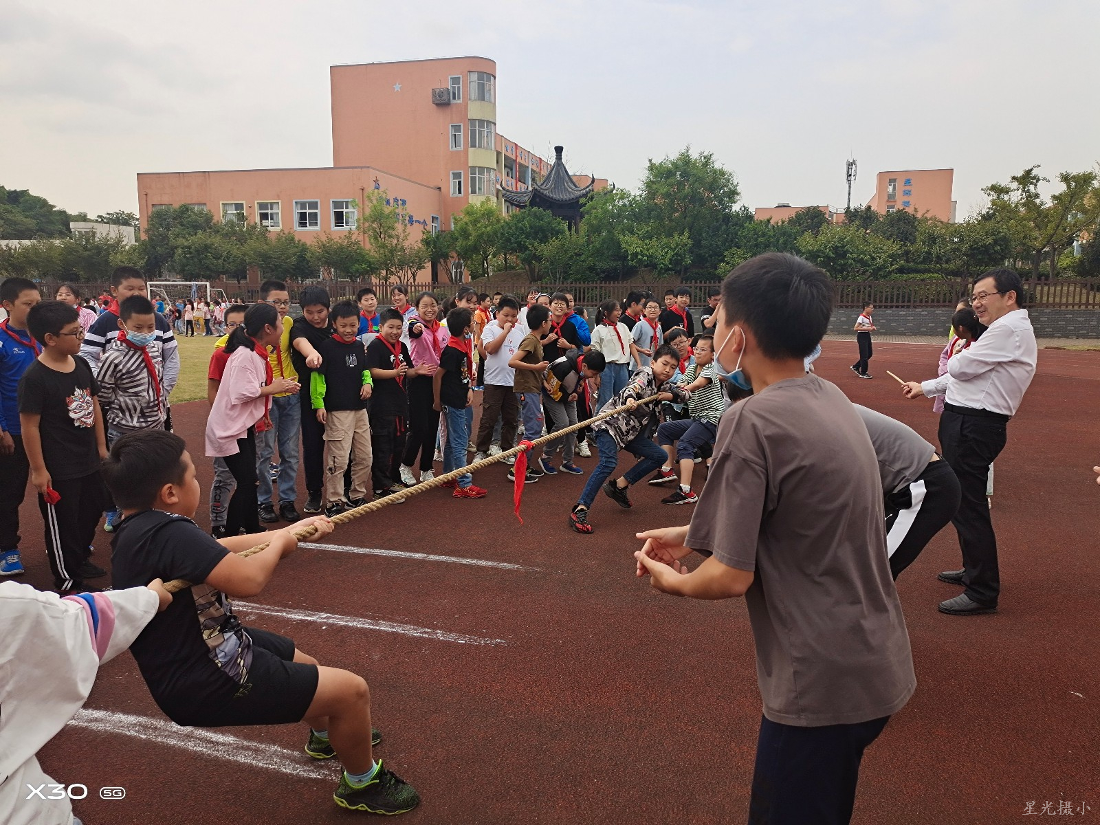 拔河比赛1.jpg
