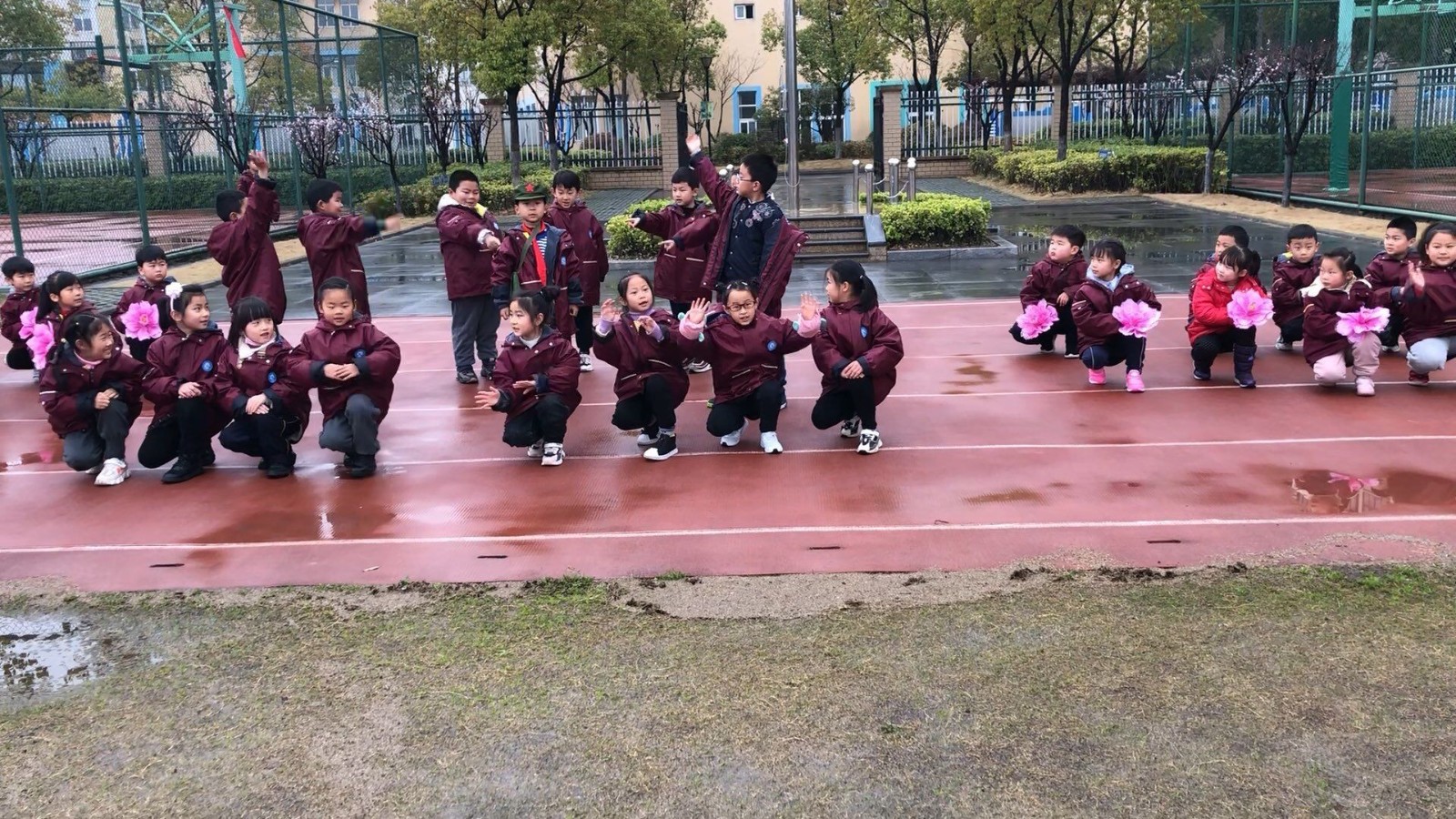 【星光摄小】弘扬雷锋精神，争做文明好少年 ——2020-2021摄小天佐路校区第2周升旗仪式系列报道