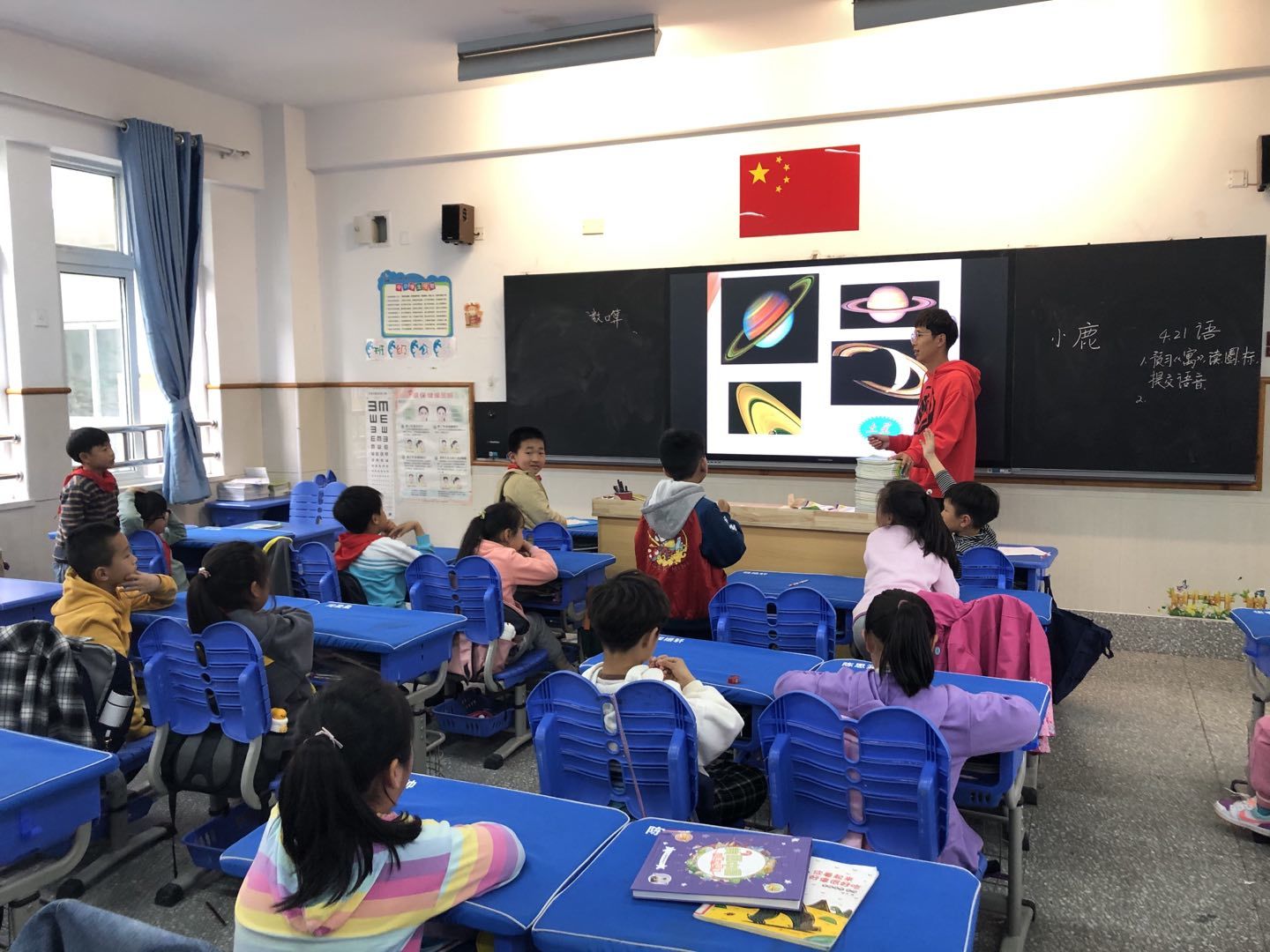 【星光摄小】“精彩不断，静待花开”——摄小天佐校区德育课程班会报道