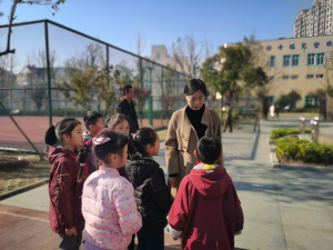 【星光摄小】（安全第一）消防安全记心中——摄山星城小学开展消防疏散演练