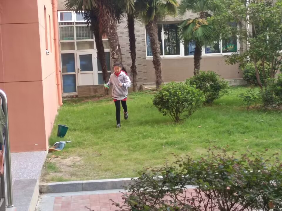 无线电侧向 中期报道_html_597637c1.jpg