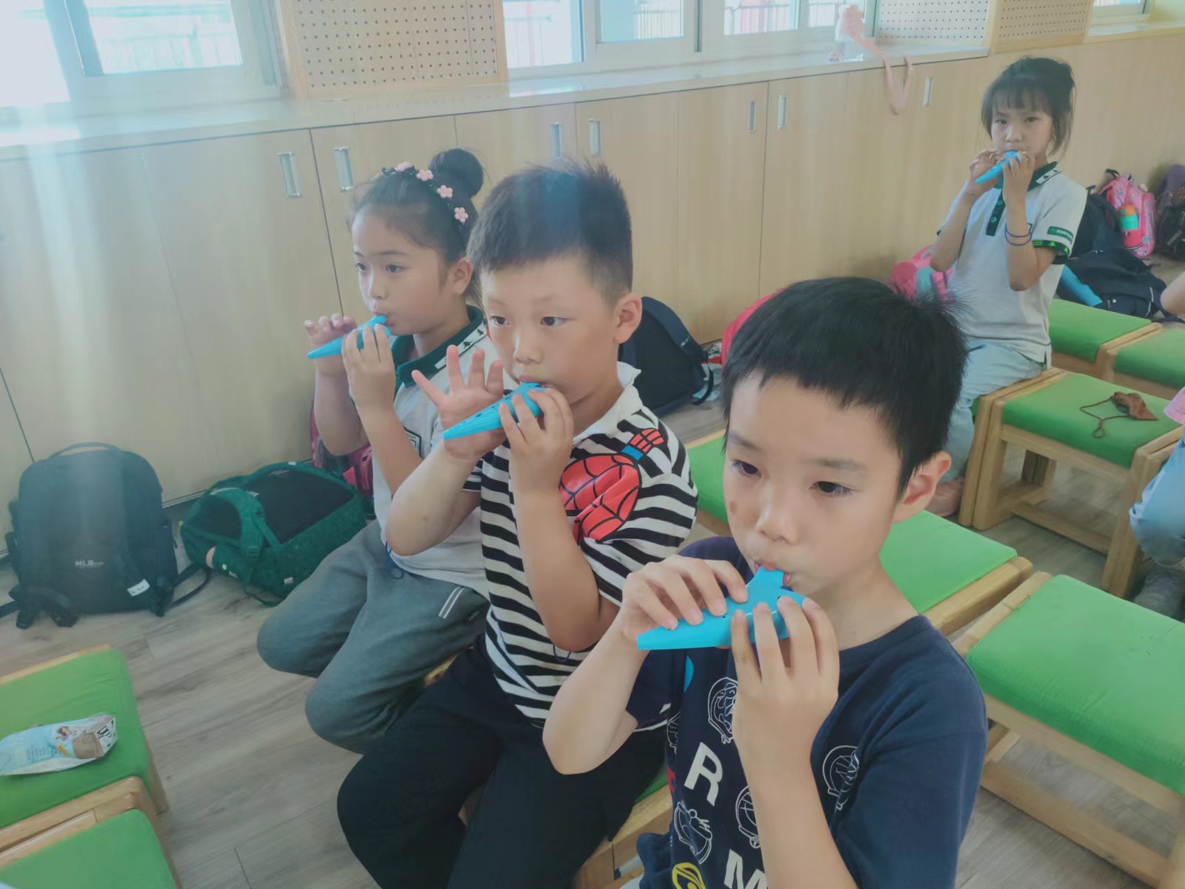 陶笛社团期末报导_html_m1c386451.jpg