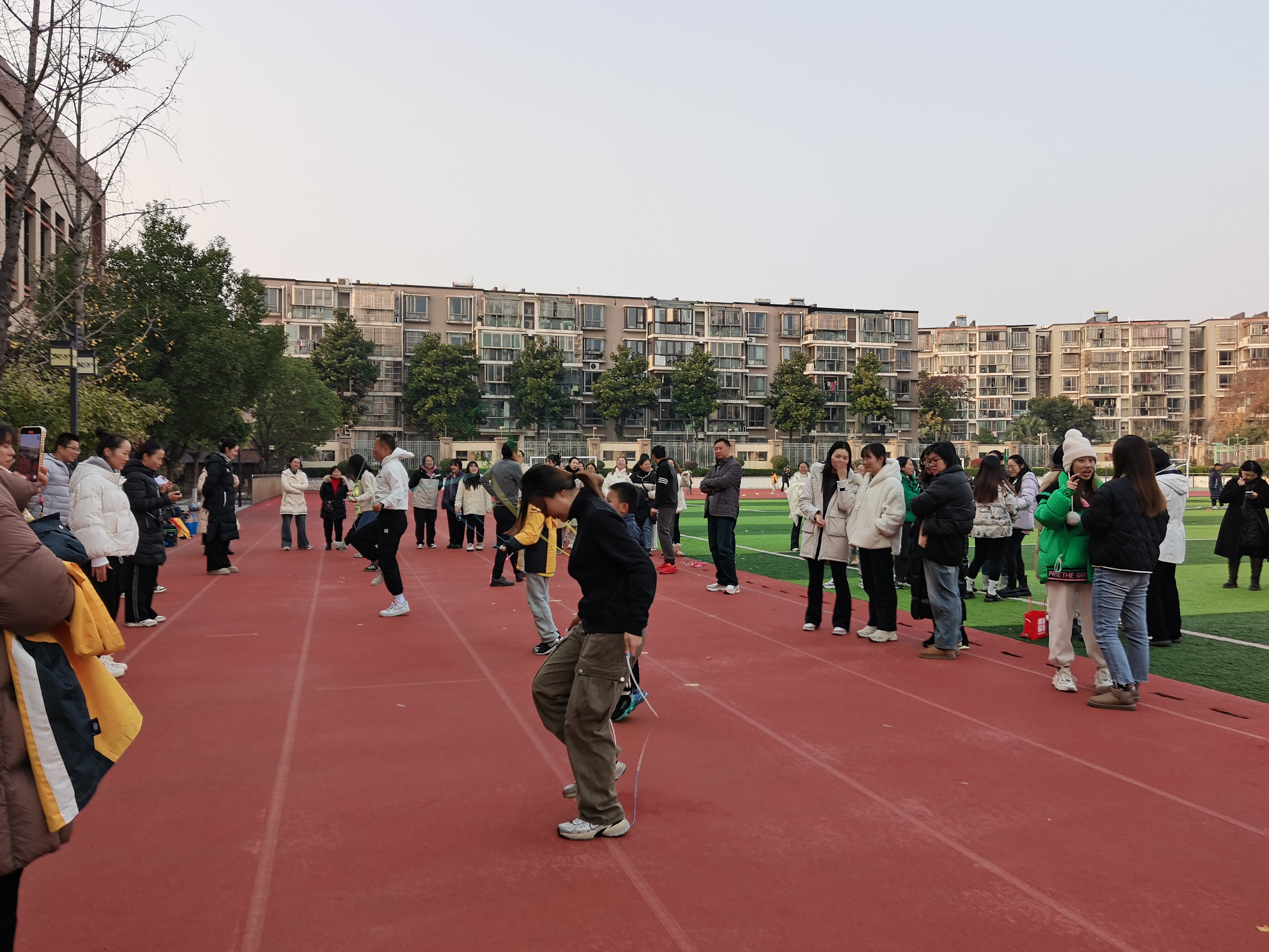 2024.12.18工会报道_html_m5cfefbb5.jpg