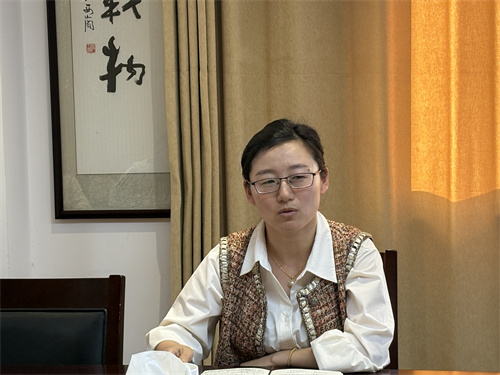 9.刘校.jpg