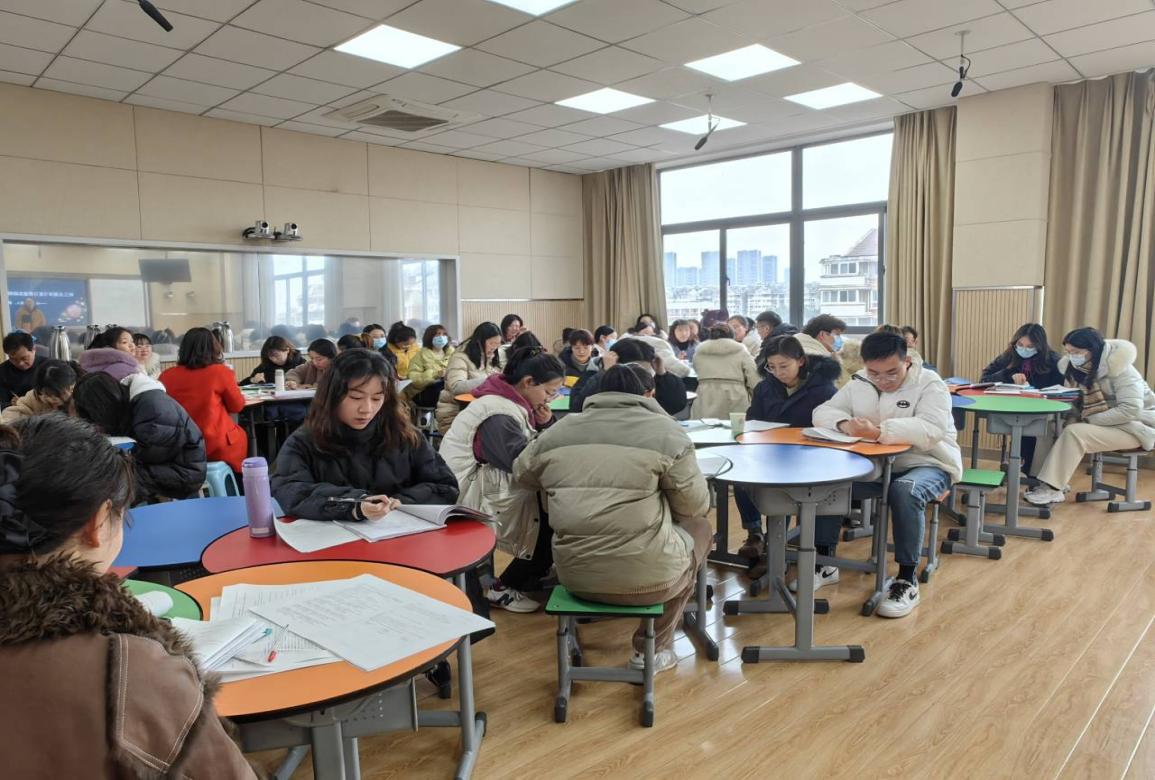 初三全区道德与法治 新闻稿_html_1336e3c.jpg