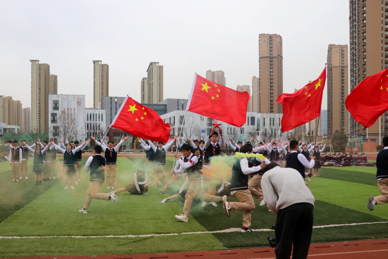 南京新港中等专业学校丁家庄校区韵律操比赛0318_html_3bac333.jpg