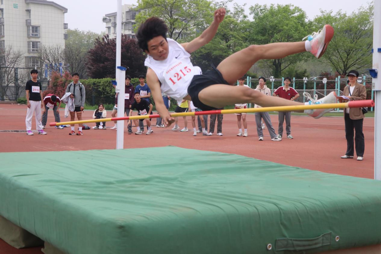 第四十九届春季运动会_html_m6d2c4109.jpg