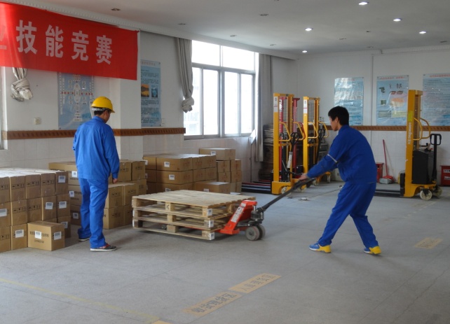 厉害了我的现代物流系_html_m1e0cbd71.jpg