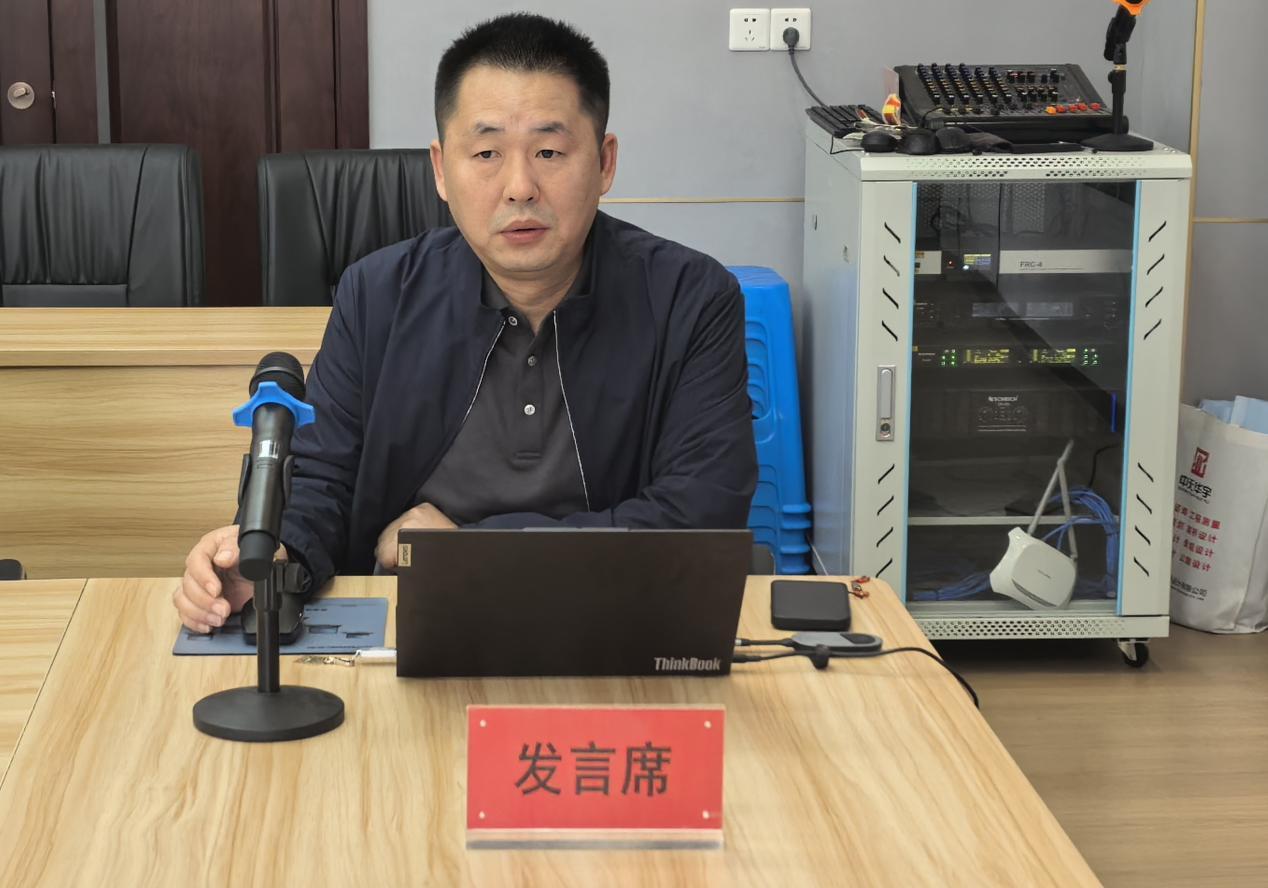 区人大常委会教科文卫委调研南京新港中专学校 共谋职业教育高质量发展新篇章_html_m765dc610.jpg