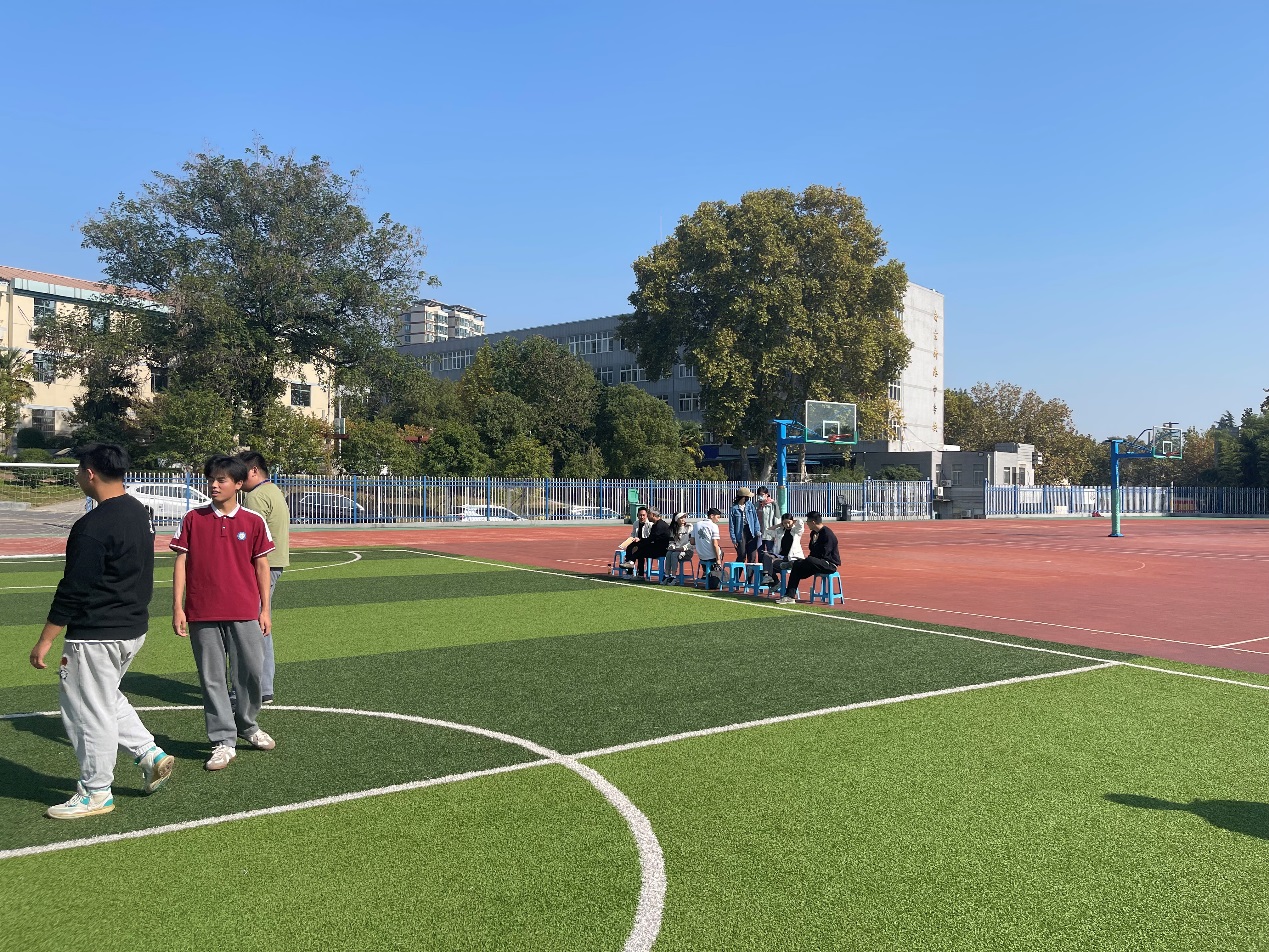 11月3日  足球燃激情 大赛练本领_html_m698de0b5.jpg