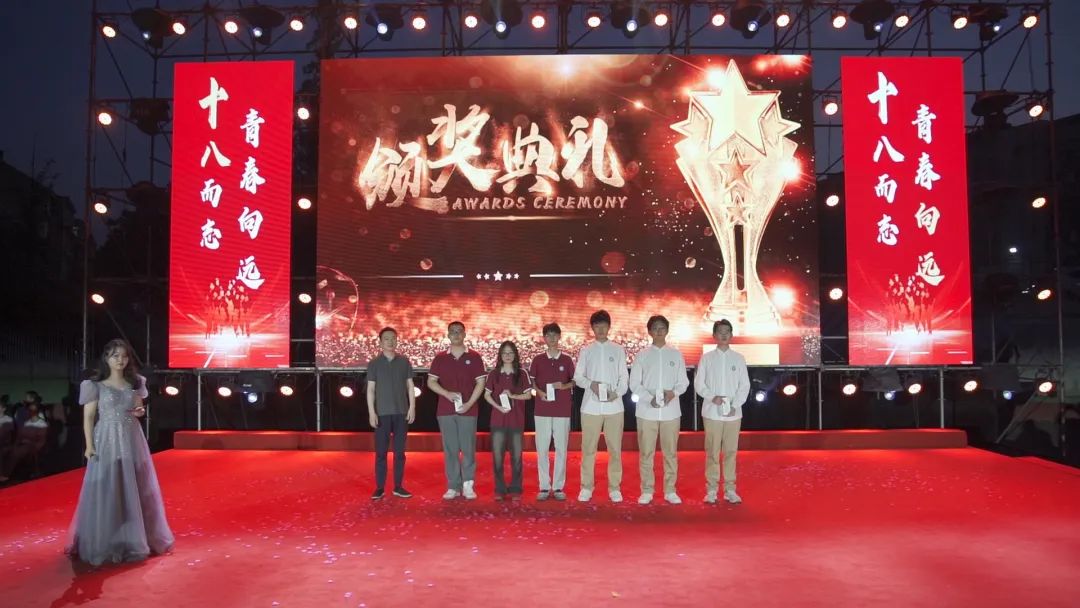 从成人门到工匠路，南京新港中专这场成人礼让传统与匠心同频共振！_html_6a6e075a.jpg