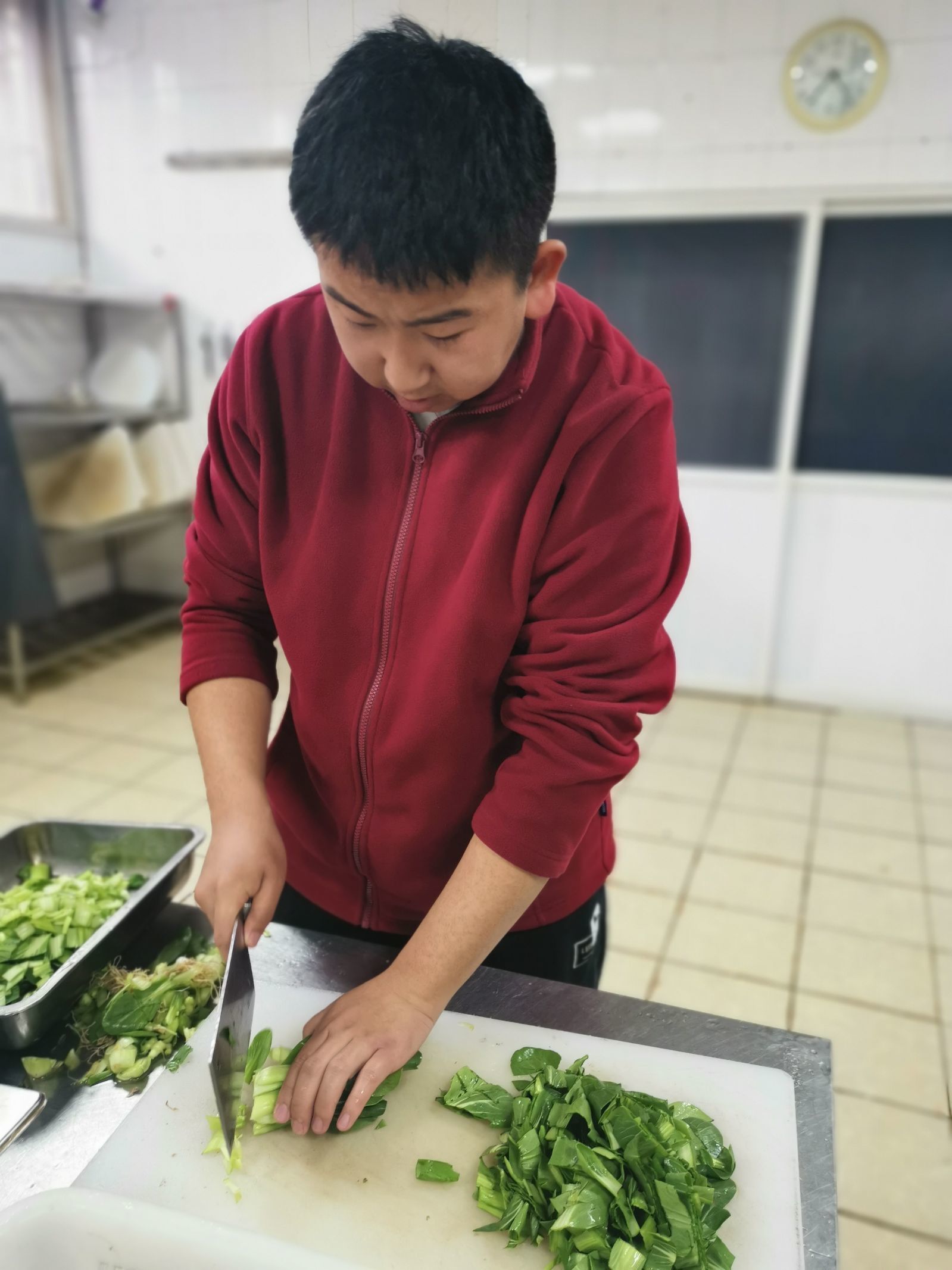 享美味“食”光，解最深乡愁-21物联网青海班开展学生制作家乡美食活动_html_mb193c50.jpg