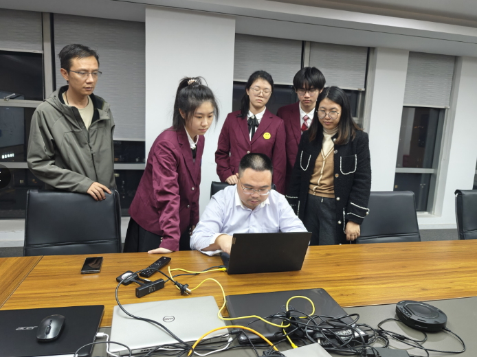 世界职业院校技能大赛金奖新闻稿1102 (1)_html_7b553374.png