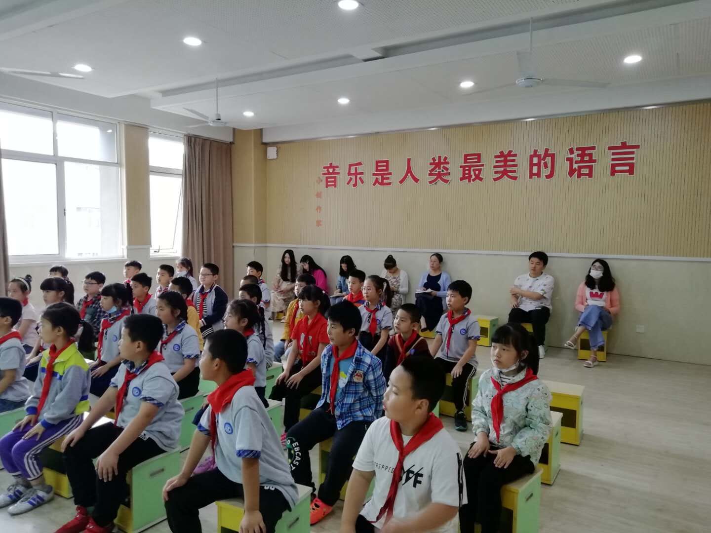 【灵美龙小】以研促教 携手共进——龙小教育集团第三次音乐集体备课活动