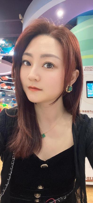 陈雅洁优秀事迹_html_m3d39e062.jpg