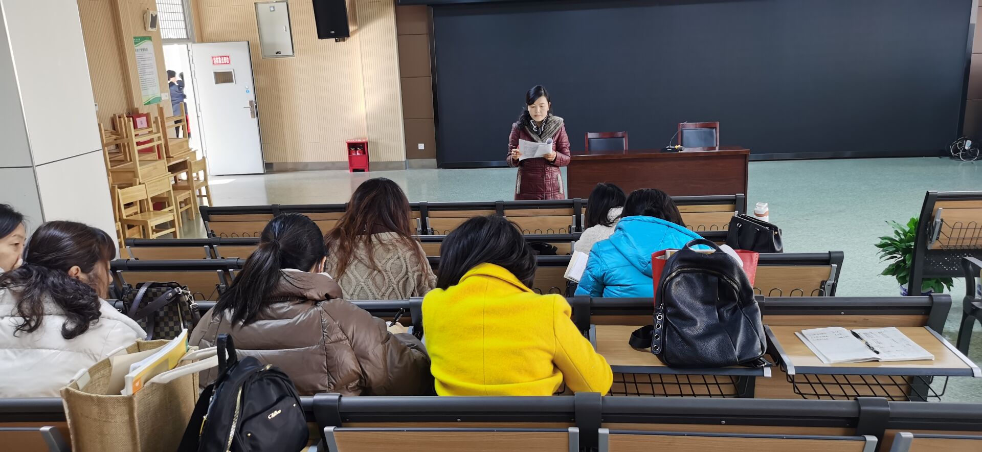 【灵美龙小】研备精思，汇集求进