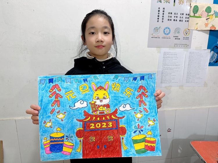 【灵美龙小&middot;龙岸】歌舞声中辞旧岁 欢声笑语迎新年——龙潭中心小学龙岸花园校区庆元旦线上活动_html_4dea852.jpg
