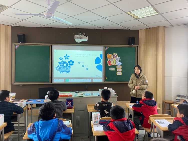 大组_html_19719d3c.jpg