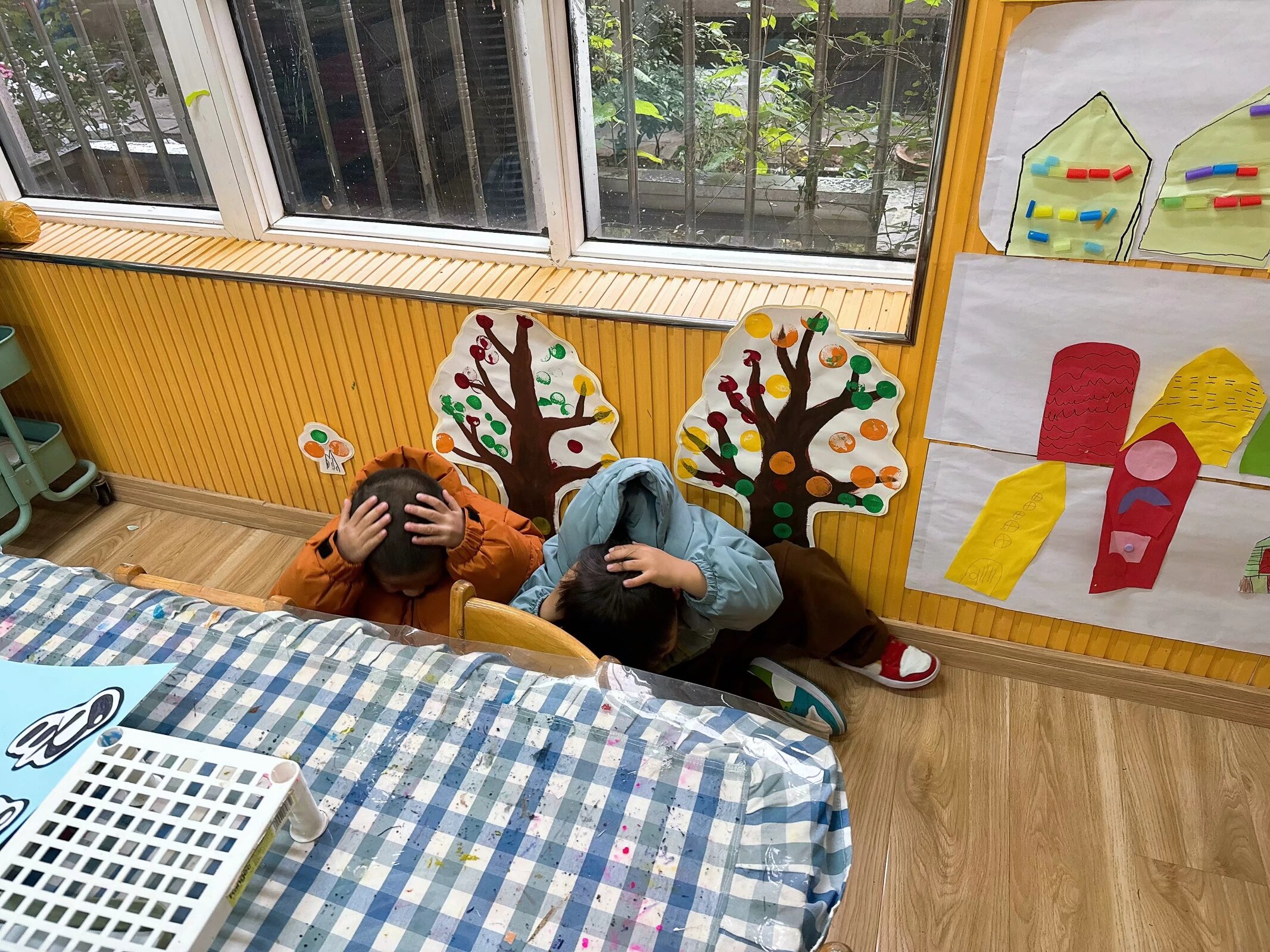 241205以“演”筑防，临“危”不乱--栖幼红枫分园开展防恐防暴安全演练活动 - 副本_html_m59c68a49.jpg