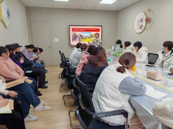240226关注安全 构建平安——栖霞幼儿园翡翠天悦园组织深入学习习近平总书记关于安全生产重要指示精神_html_m622df7a1.jpg