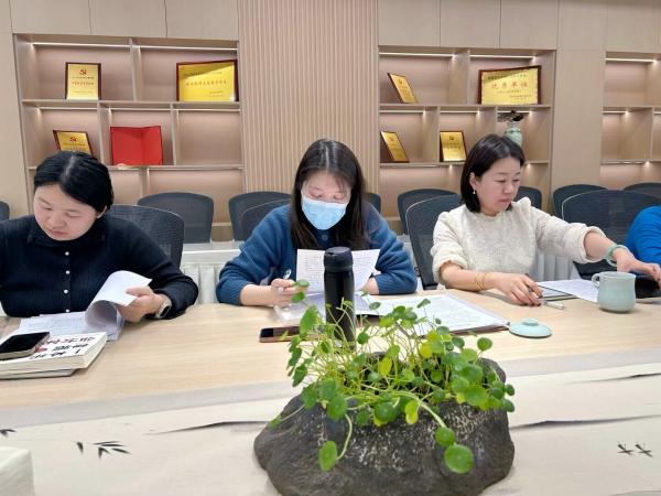 250219从心出发 向新而行——栖霞幼儿园新学期后勤部门计划交流会_html_15932906.jpg
