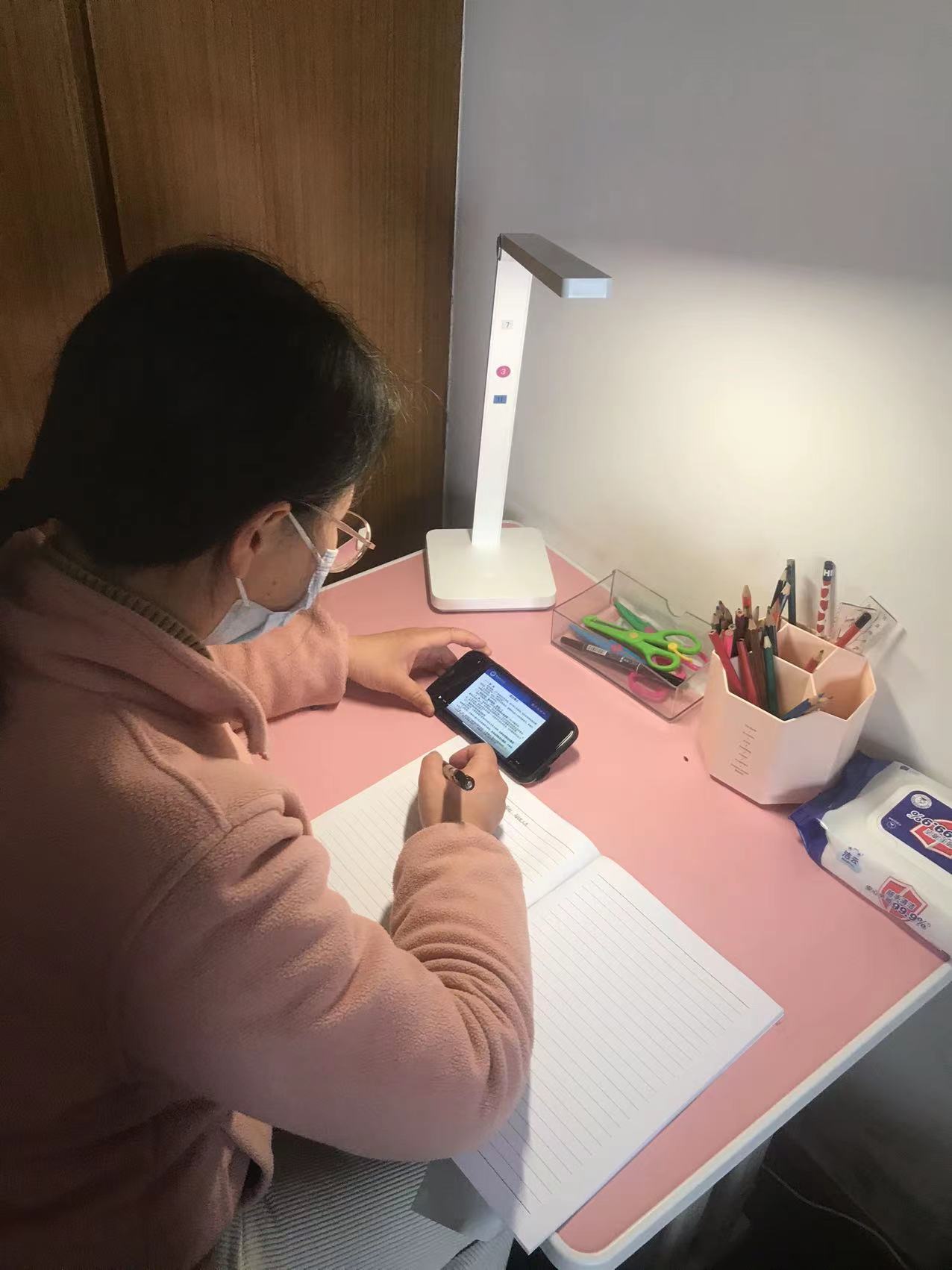 220324办新型学校 做新型教师 育新型人才——栖幼红枫园教师参与“栖霞教科研云端大讲坛第二十五讲”活动(2) - 副本_html_b4a158a.jpg
