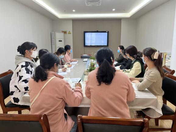 【枫香栖幼】夯实规范提质量 业务学习促成长——栖幼红枫园业务学习活动（三）