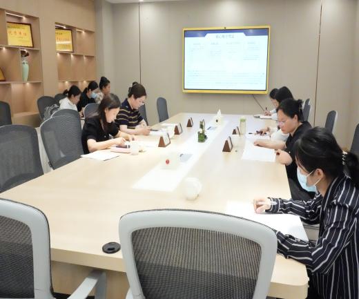 250429开题论证启新篇  专家引领向未来_html_m7858cb62.jpg