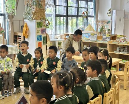 【枫香栖幼】以“巡”促优 以“查”促教  ——栖霞幼儿园翡翠天悦园五月教育巡查活动