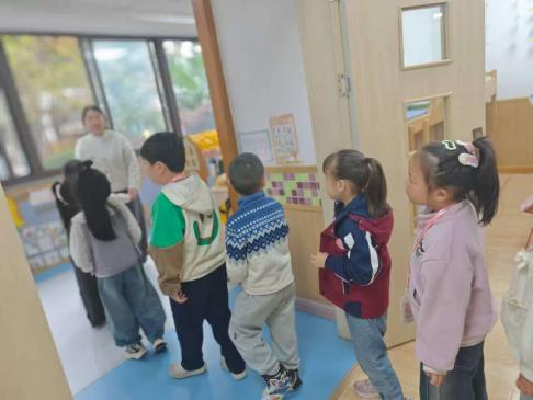 251106预防诺如 守护健康——栖幼五福园诺如病毒防控演练_html_35a748ab.jpg